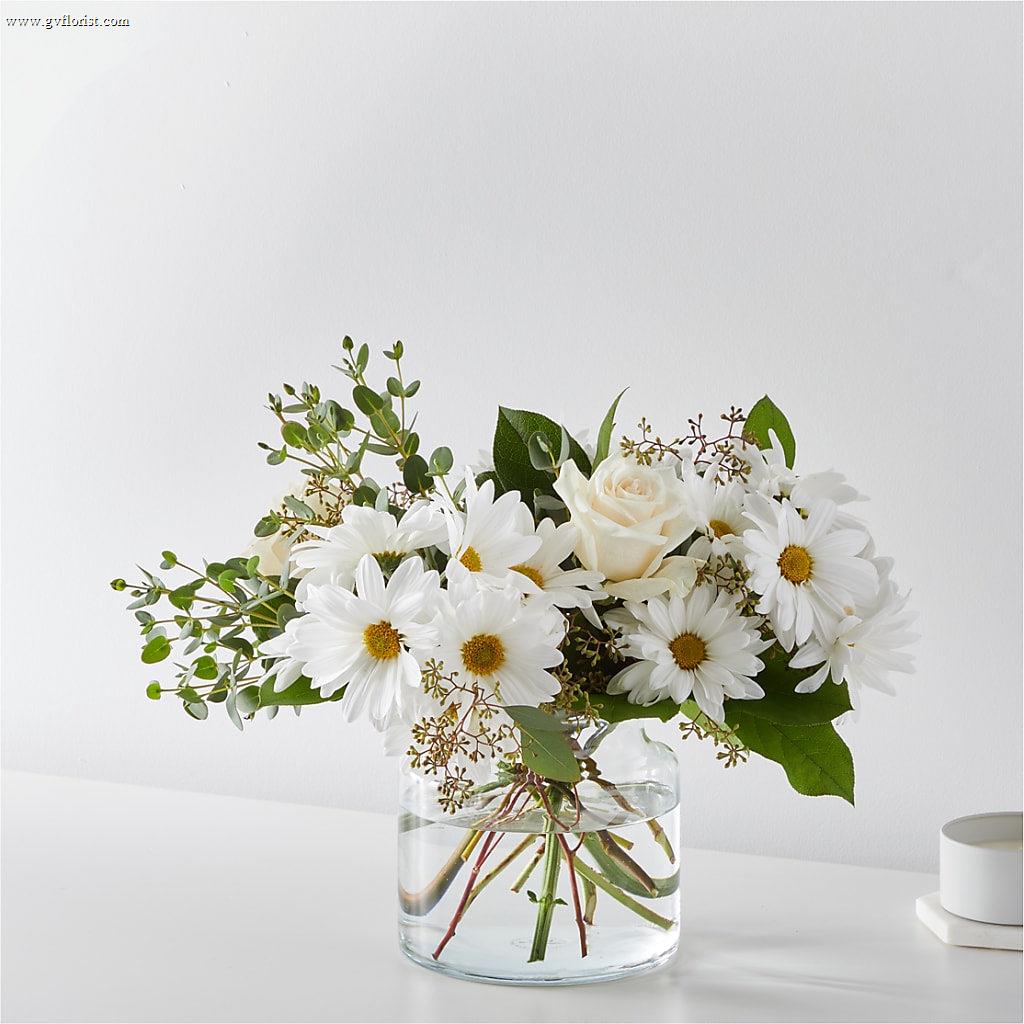 Fresh Linen Bouquet –  Grass Valley Florist, Grass Valley CA