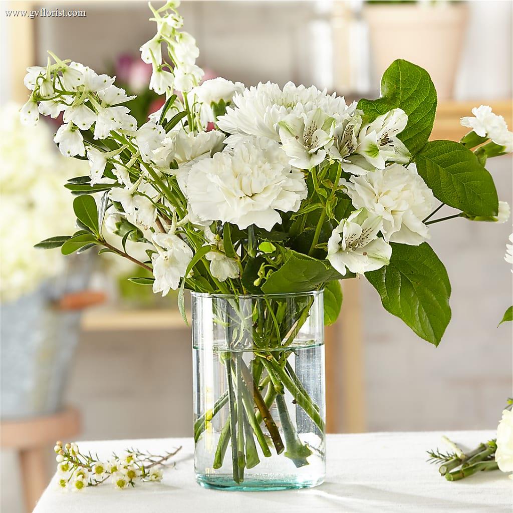 Classic Ivory – A Florist Original –  Grass Valley Florist, Grass Valley CA