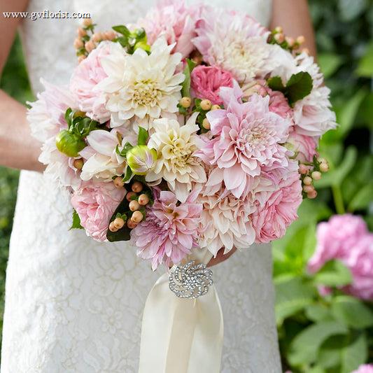 Heart's Promise Bouquet –  Grass Valley Florist, Grass Valley CA