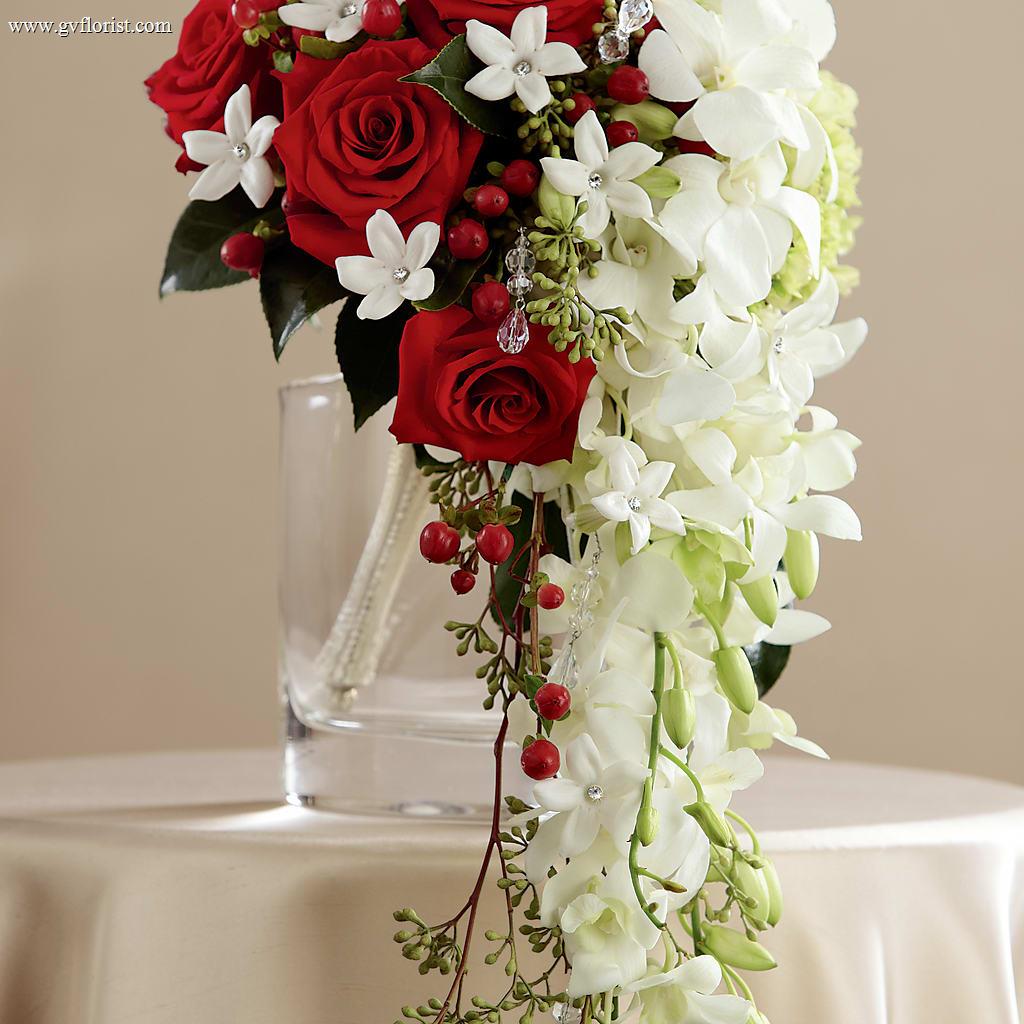 Here Comes the Bride Bouquet – Grass Valley Florist, Grass Valley CA